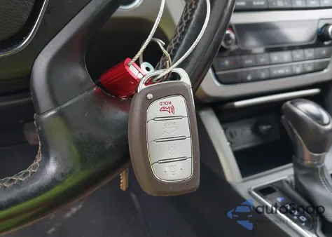 2015 Hyundai Sonata Limited из США, поврежденный, VIN 5NPE34AF8FH046274